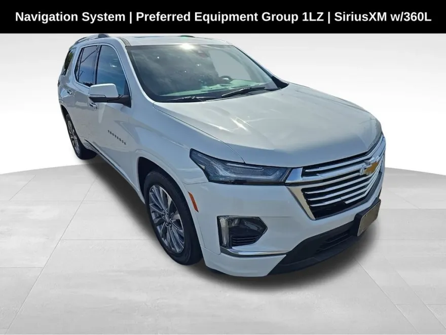 2023 Chevrolet Traverse Premier photo 1
