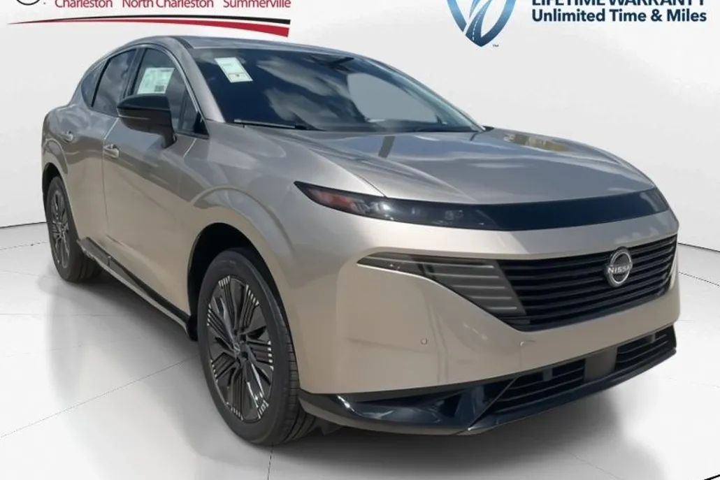2025 Nissan Murano Platinum photo 1