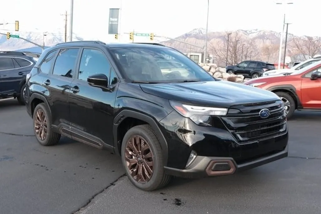 2025 Subaru Forester Sport photo 1