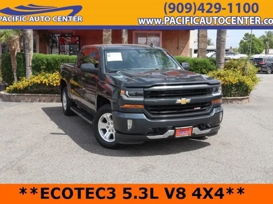 2018 Chevrolet Silverado 1500 LT photo 1