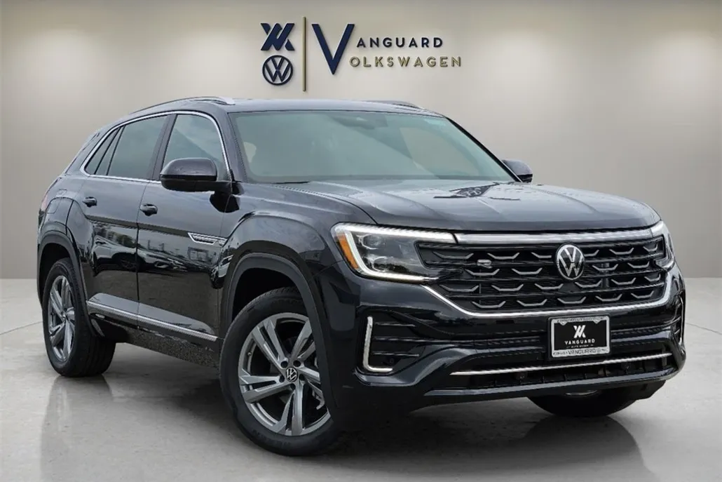 2024 Volkswagen Atlas Cross Sport SEL R-Line photo 1