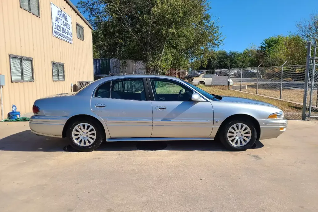 2005 Buick LeSabre Custom photo 1