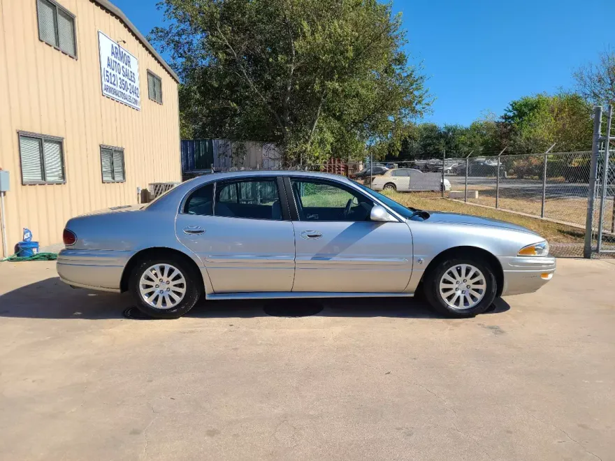 2005 Buick LeSabre Custom photo 1