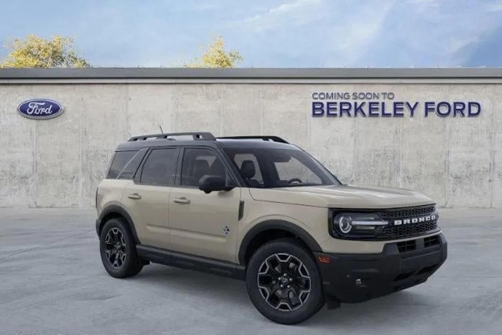 2025 Ford Bronco Sport Outer Banks photo 1