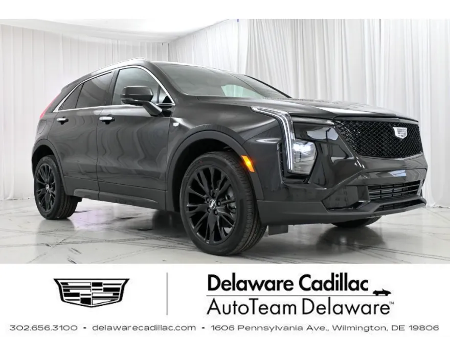 2025 Cadillac XT4 Premium Luxury photo 1