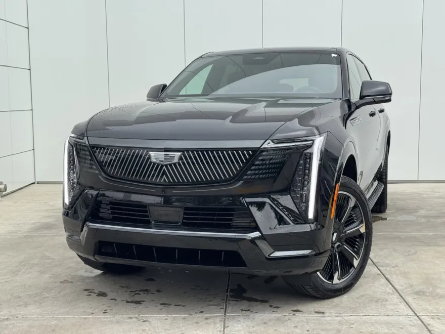2025 Cadillac Escalade IQ Sport photo 1