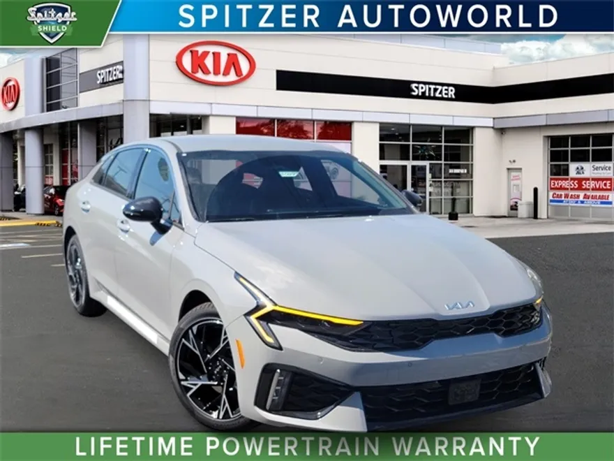 2026 Kia K5 GT-Line photo 1