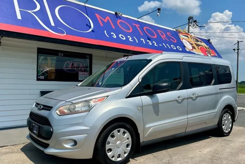 2014 Ford Transit Passenger XLT Van photo 1