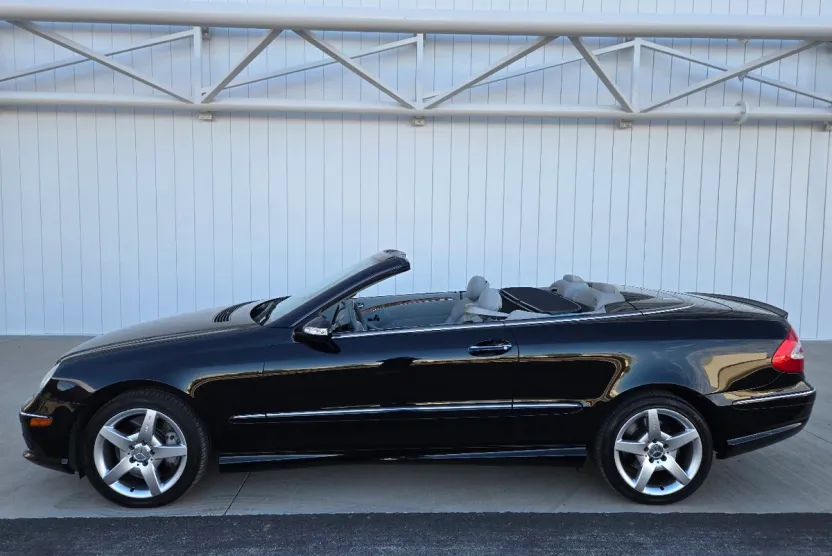 2005 Mercedes Benz CLK 500 Cabriolet photo 1