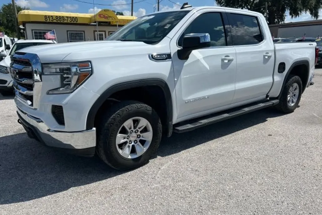 2019 Gmc Sierra SLE photo 1