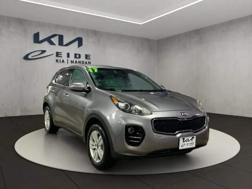 2017 Kia Sportage LX photo 1