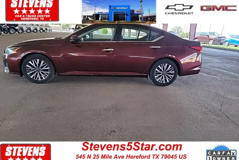 2023 Nissan Altima 2.5 SV photo 1