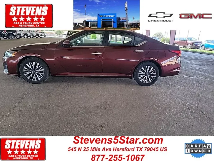 2023 Nissan Altima 2.5 SV photo 1