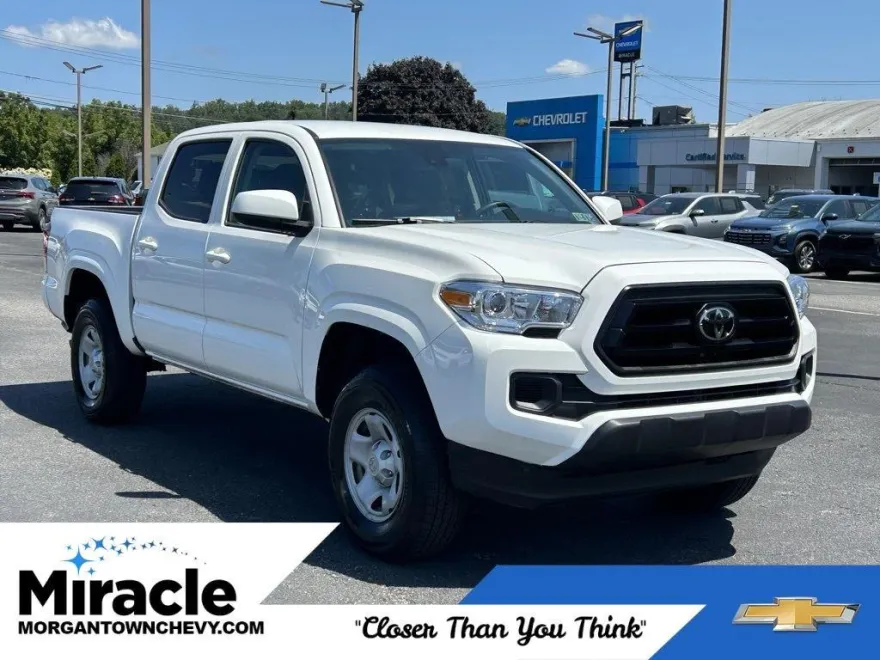 2022 Toyota Tacoma SR photo 1
