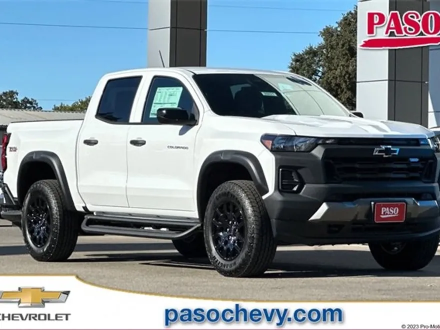 2026 Chevrolet Colorado Trail Boss photo 1