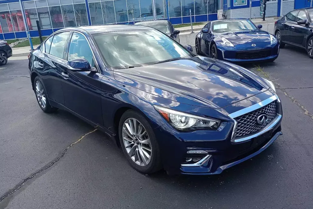 2022 Infiniti Q50 LUXE photo 1