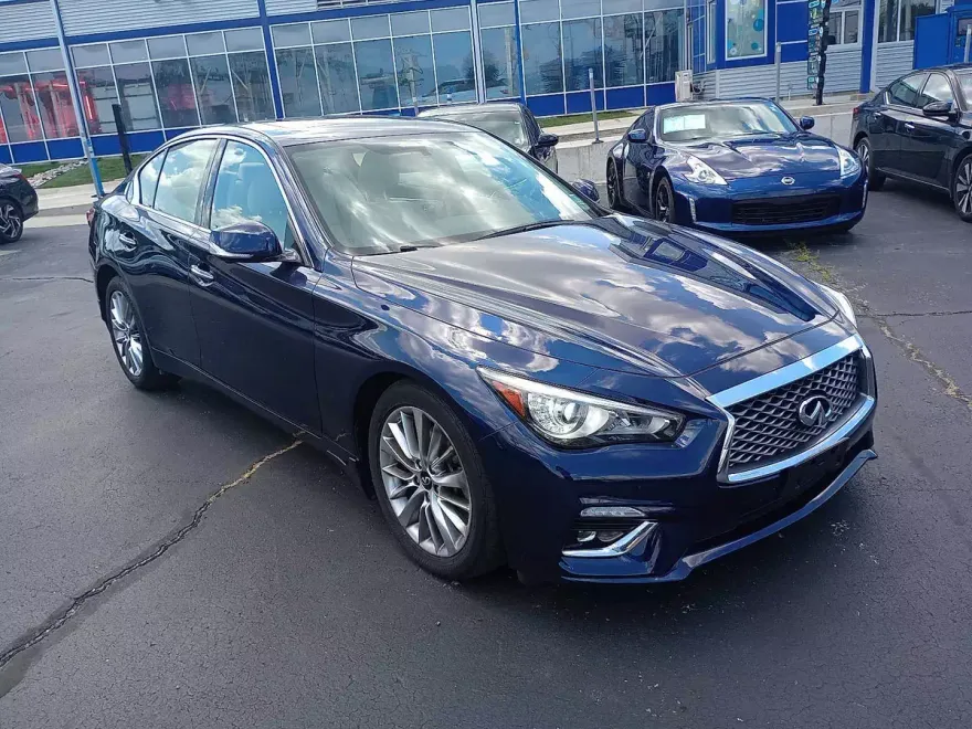 2022 Infiniti Q50 LUXE photo 1
