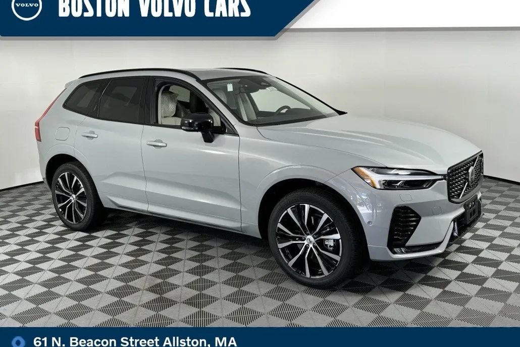 2025 Volvo XC60 B5 Plus photo 1