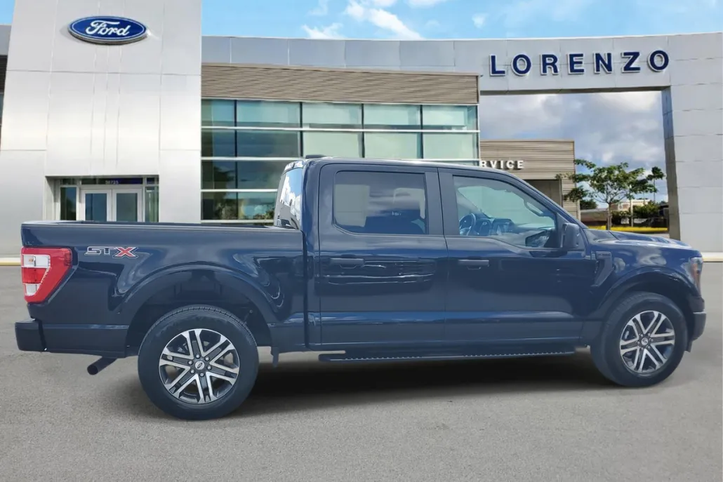 2023 Ford F-150 XL photo 1