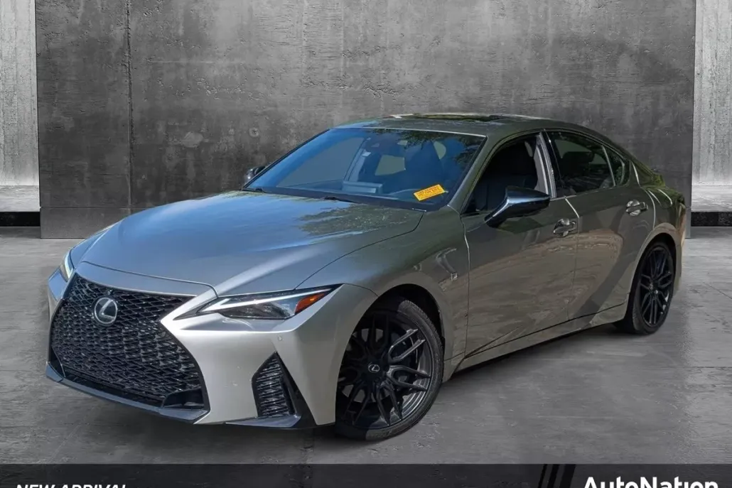 2021 Lexus IS 350 F SPORT photo 1