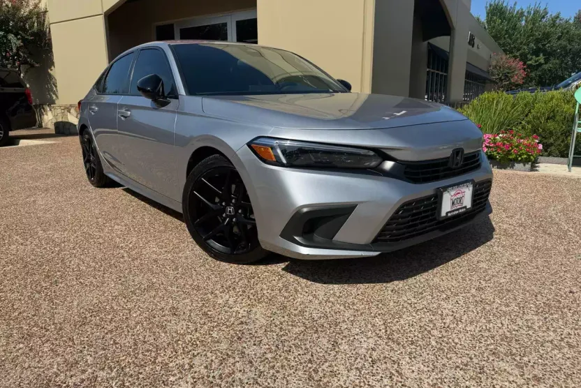 2022 Honda Civic Sport photo 1