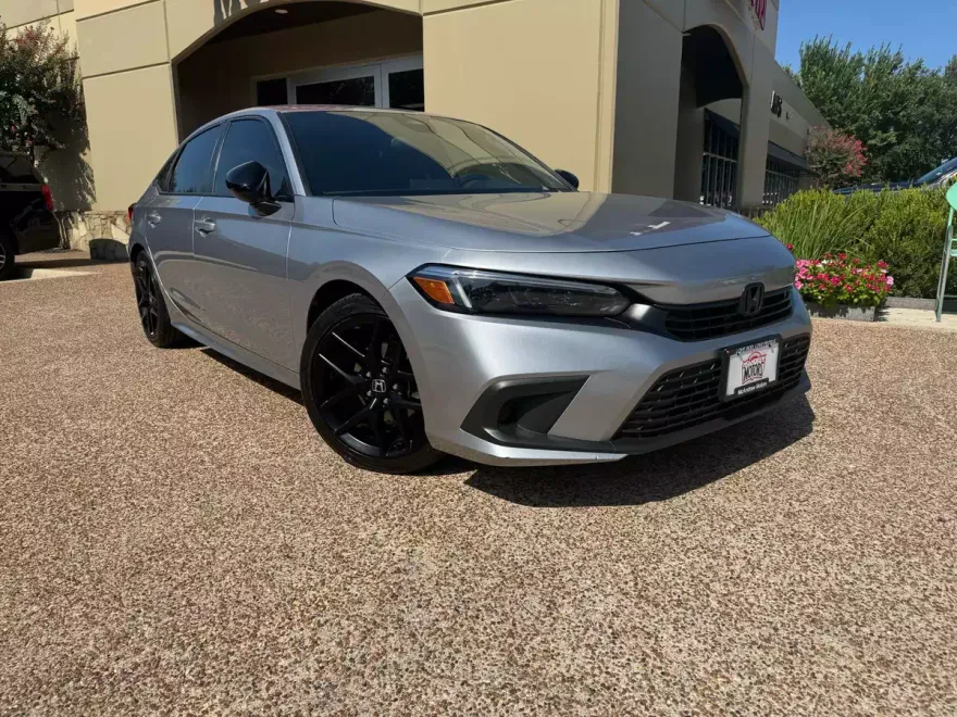 2022 Honda Civic Sport photo 1