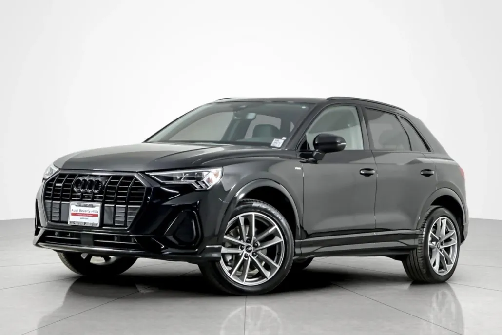 2025 Audi Q3 S line Premium 45 TFSI photo 1