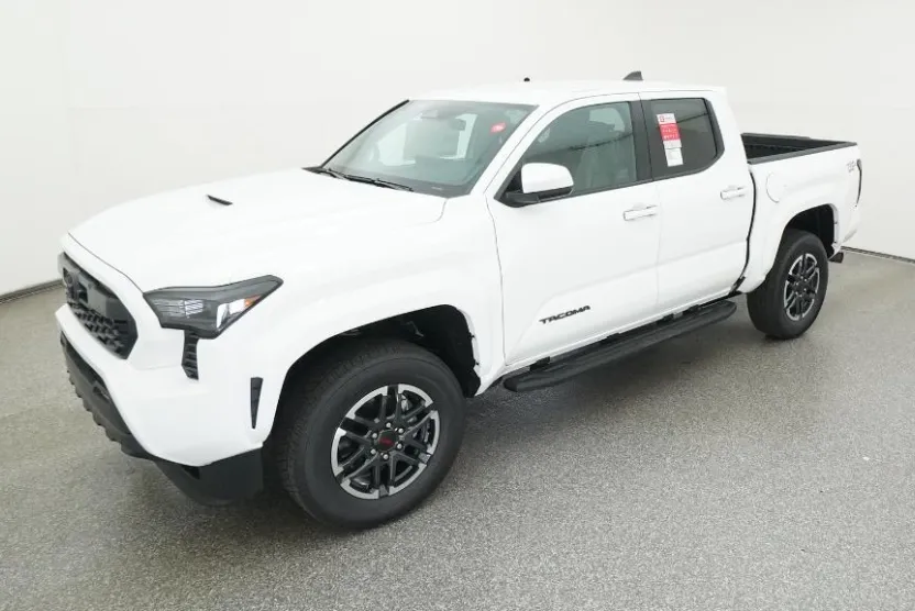 2025 Toyota Tacoma TRD Sport 4x4 Double Cab photo 1