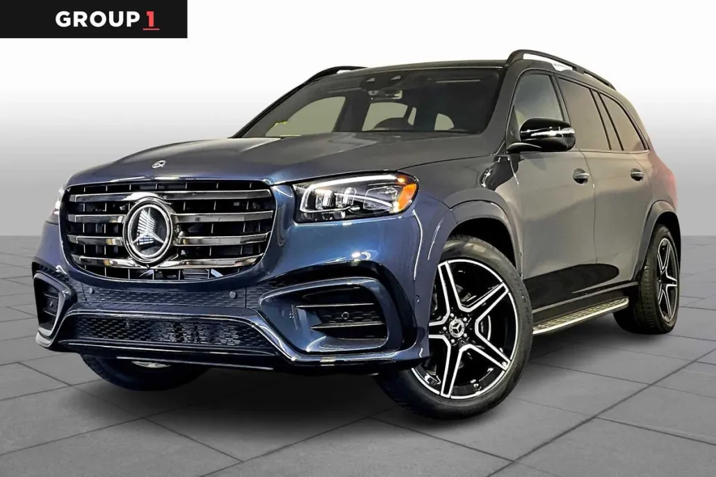 2026 Mercedes Benz GLS 450 4MATIC photo 1