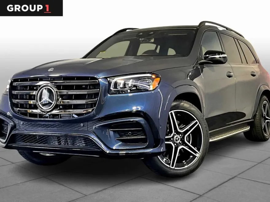 2026 Mercedes Benz GLS 450 4MATIC photo 1