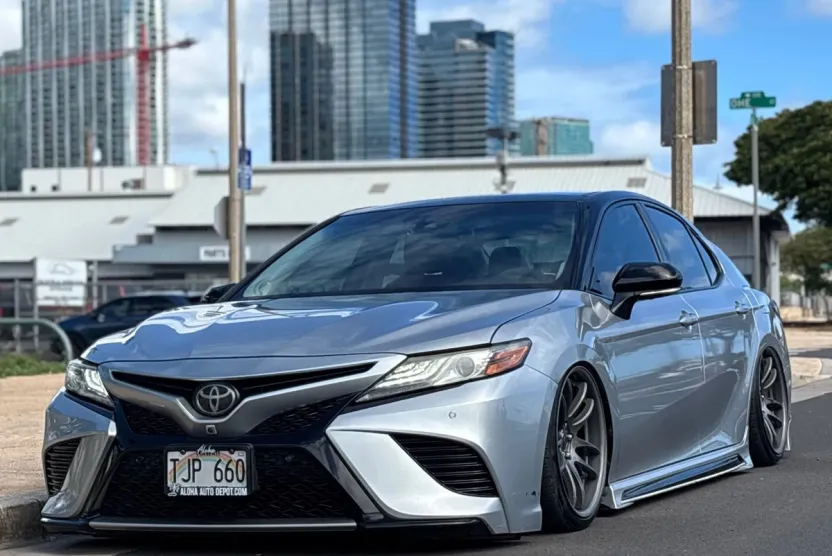 2018 Toyota Camry XSE V6 photo 1