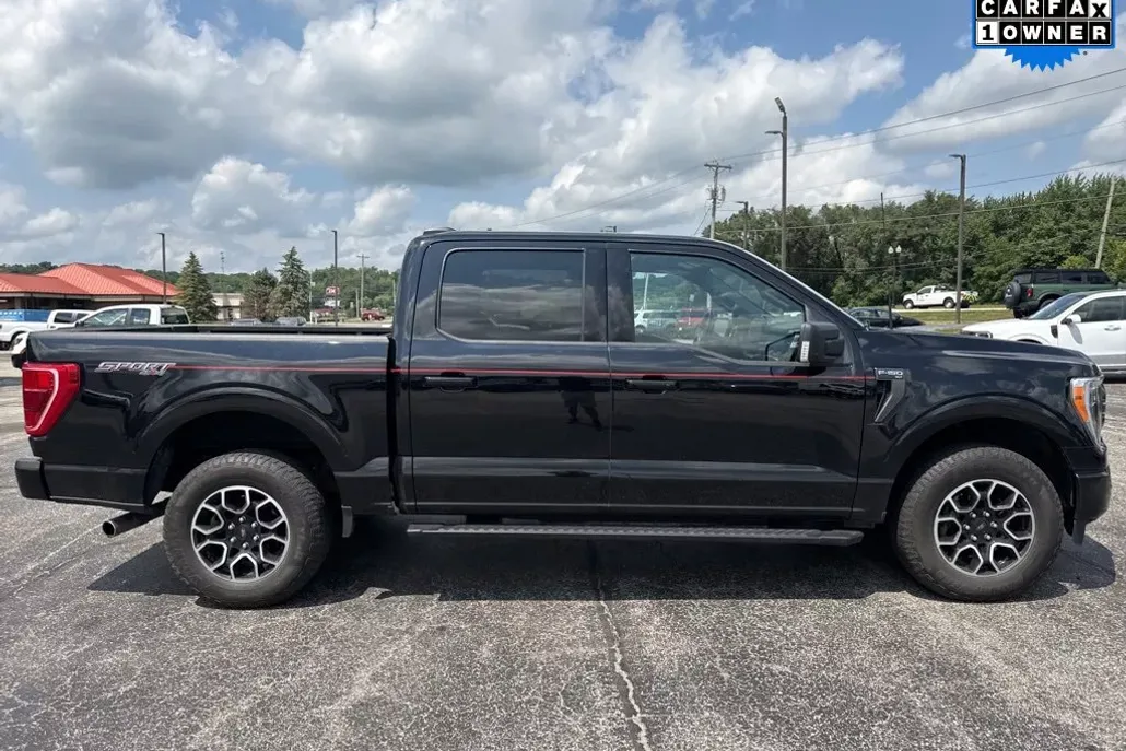 2023 Ford F-150 XLT photo 1