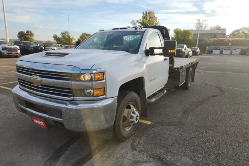 2018 Chevrolet Silverado 3500HD Work Truck photo 1