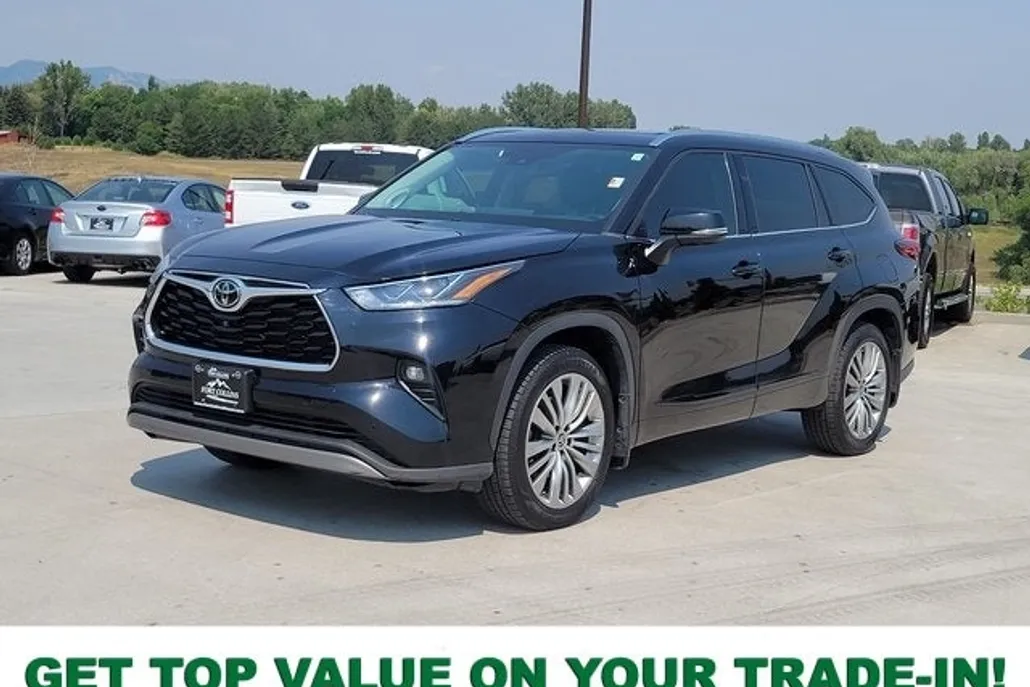 2022 Toyota Highlander Platinum photo 1
