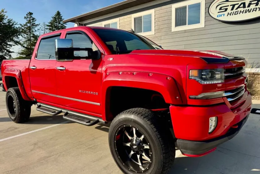 2016 Chevrolet Silverado 1500 LTZ Z71 photo 1