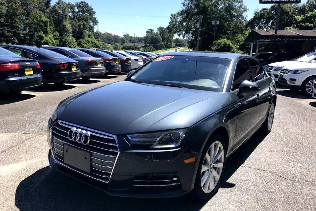 2017 Audi A4 TFSI Premium photo 1