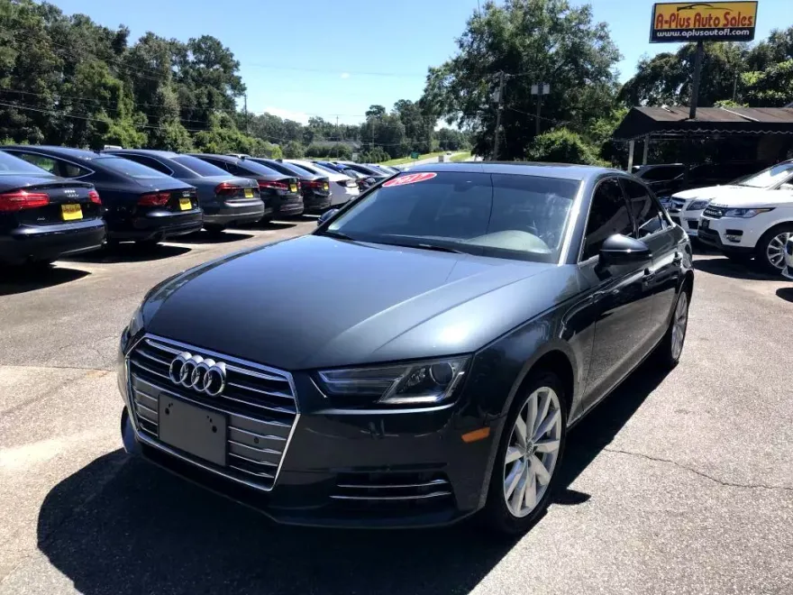 2017 Audi A4 TFSI Premium photo 1