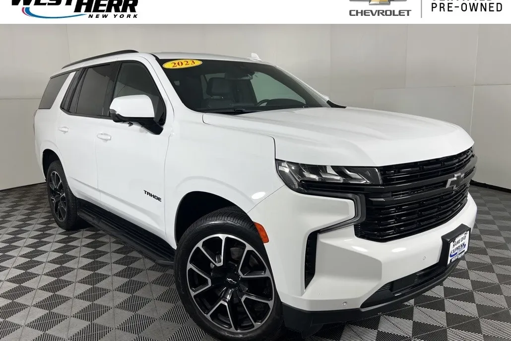 2023 Chevrolet Tahoe RST photo 1