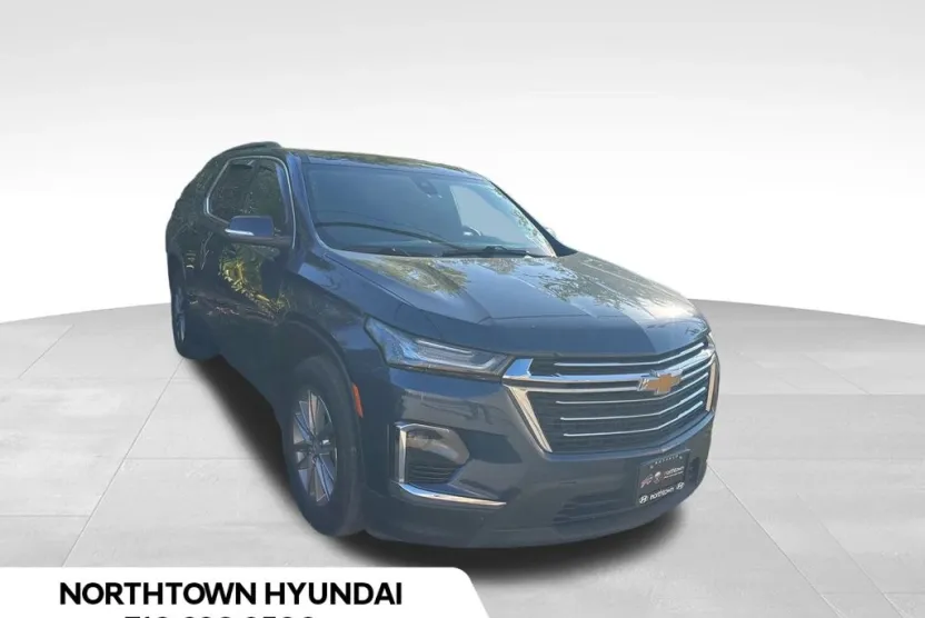 2023 Chevrolet Traverse photo 1