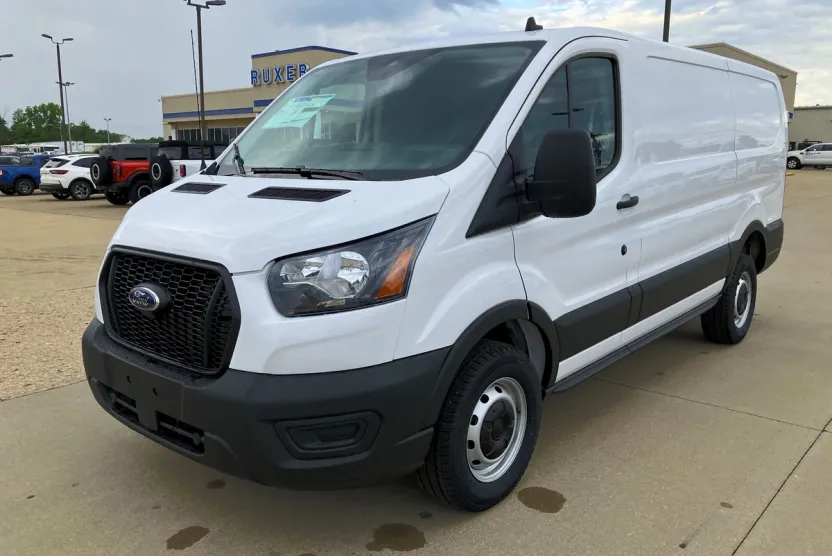 2025 Ford Transit Cargo Van photo 1
