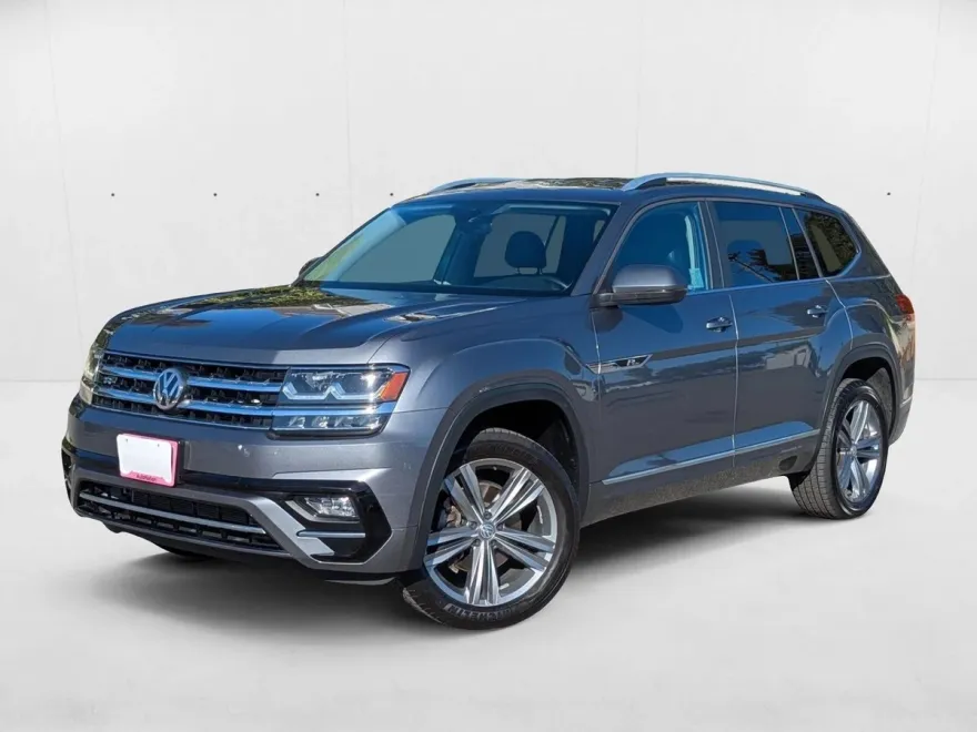 2019 Volkswagen Atlas V6 SE Technology R-Line photo 1
