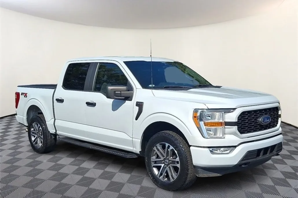 2022 Ford F-150 XL photo 1
