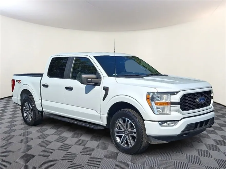 2022 Ford F-150 XL photo 1