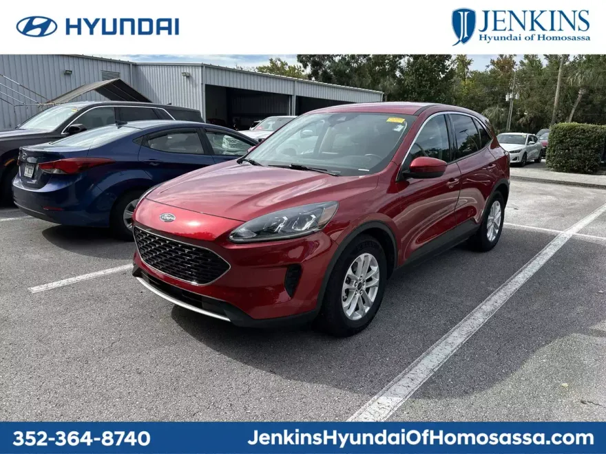 2021 Ford Escape SE photo 1