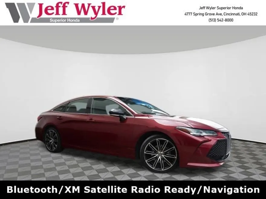 2019 Toyota Avalon Touring photo 1