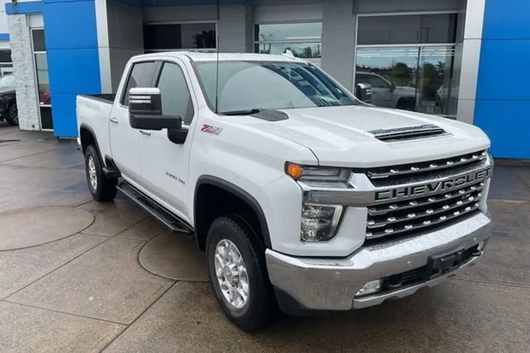2022 Chevrolet Silverado 3500HD LTZ photo 1