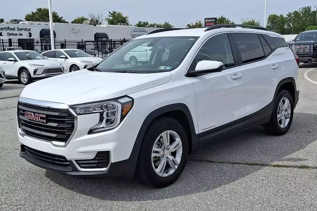 2022 Gmc Terrain SLE photo 1
