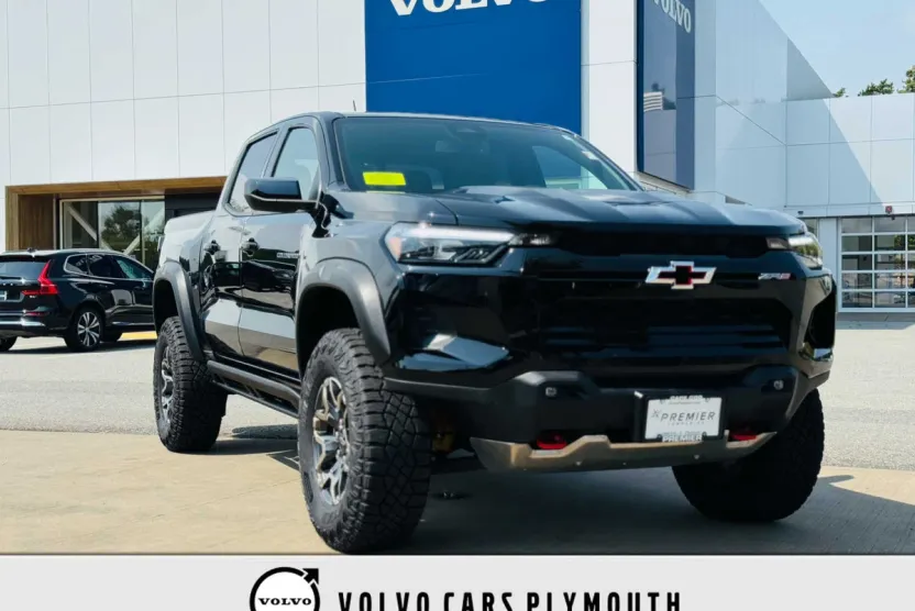 2024 Chevrolet Colorado ZR2 photo 1