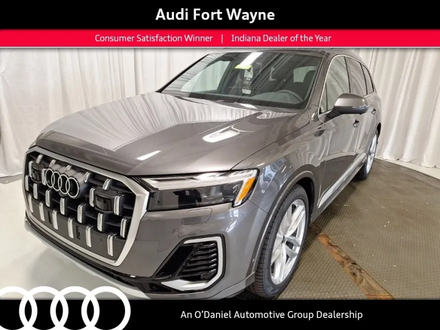 2025 Audi Q7 55 Premium Plus photo 1