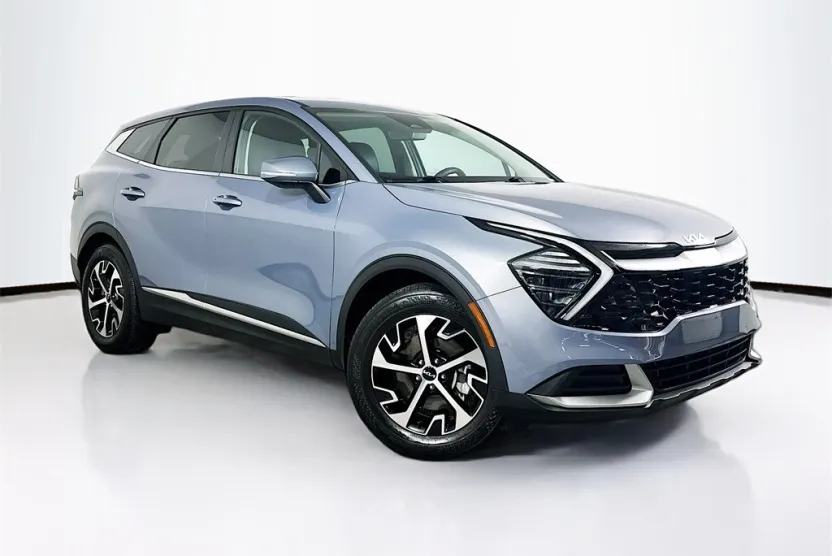 2024 Kia Sportage EX photo 1